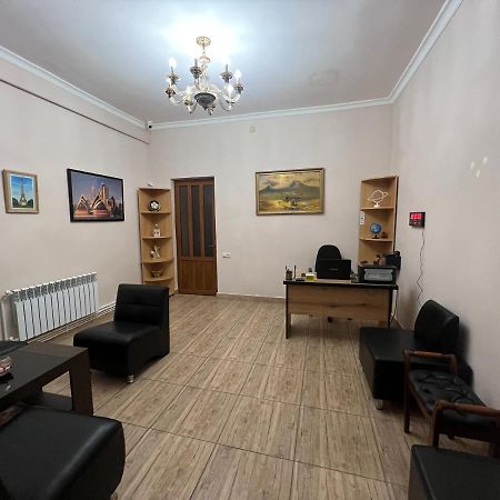 יירבאן Arm Hotel מראה חיצוני תמונה