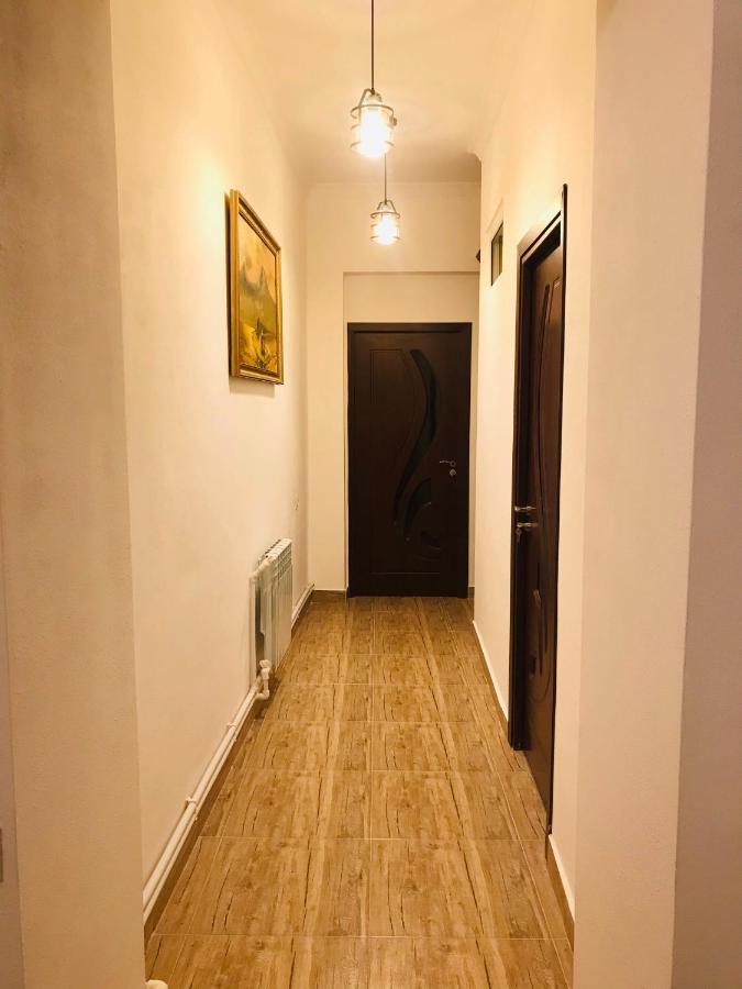 יירבאן Arm Hotel מראה חיצוני תמונה