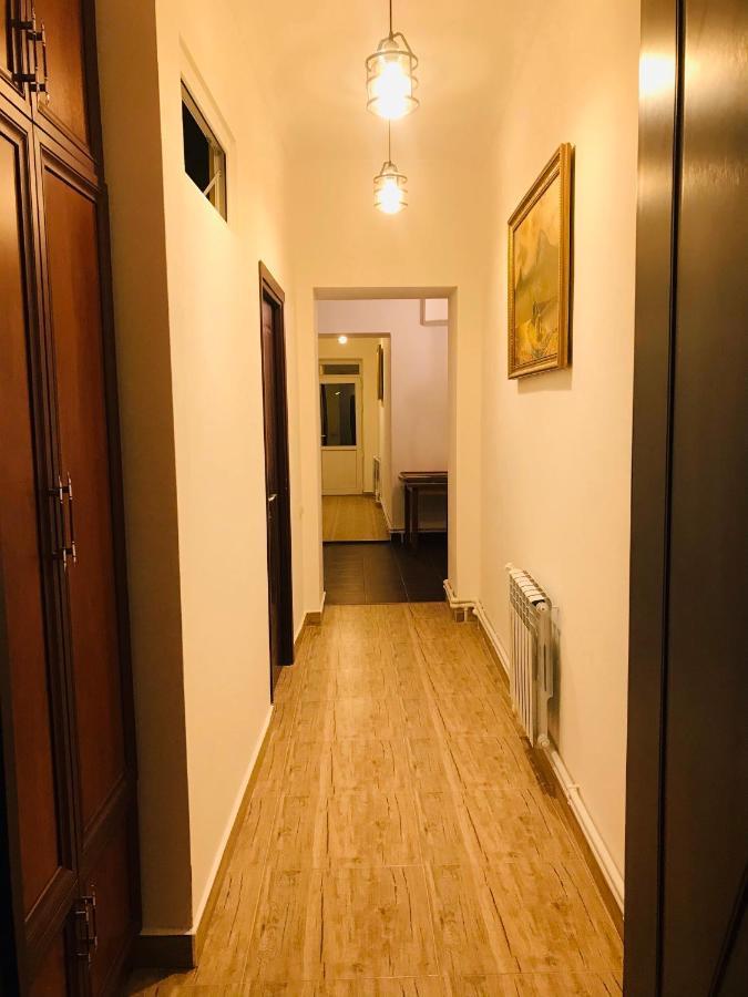 יירבאן Arm Hotel מראה חיצוני תמונה