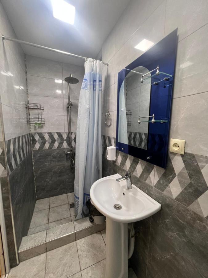 יירבאן Arm Hotel מראה חיצוני תמונה