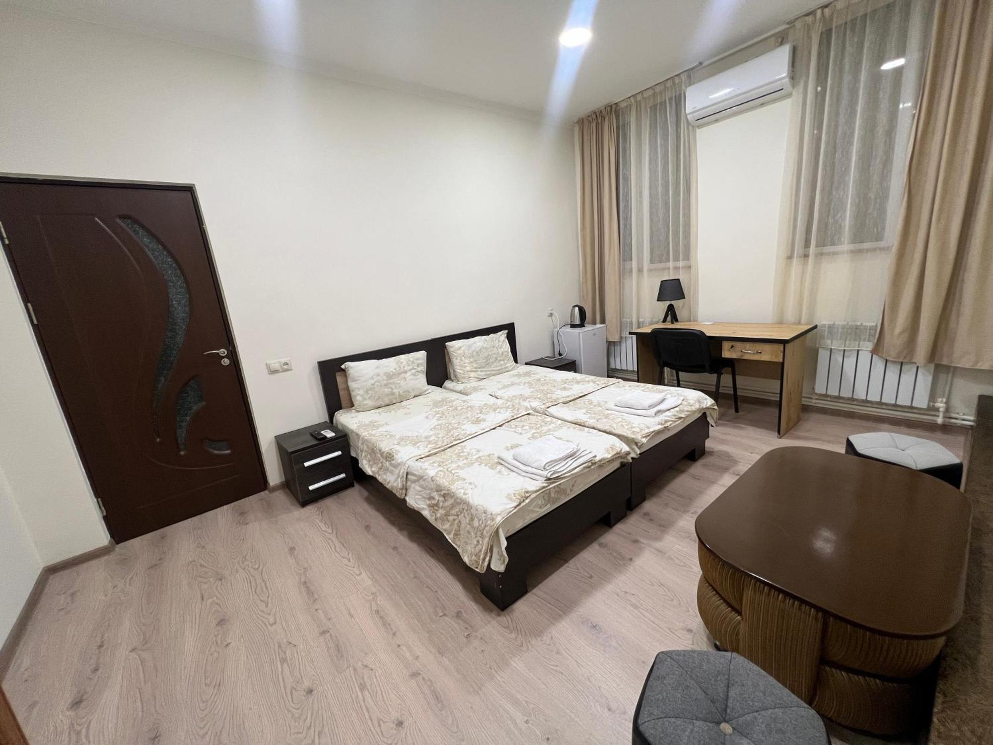 יירבאן Arm Hotel מראה חיצוני תמונה